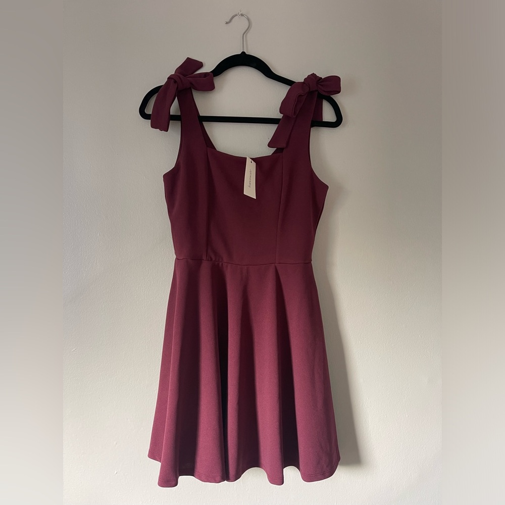 NWT Francesca’s Bow Mini Dress